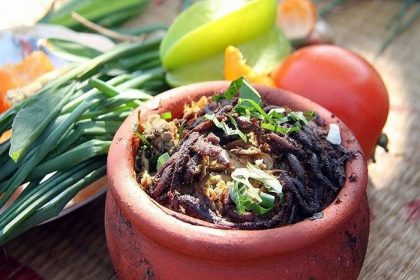 Món rươi nấu khế, rươi kho khế