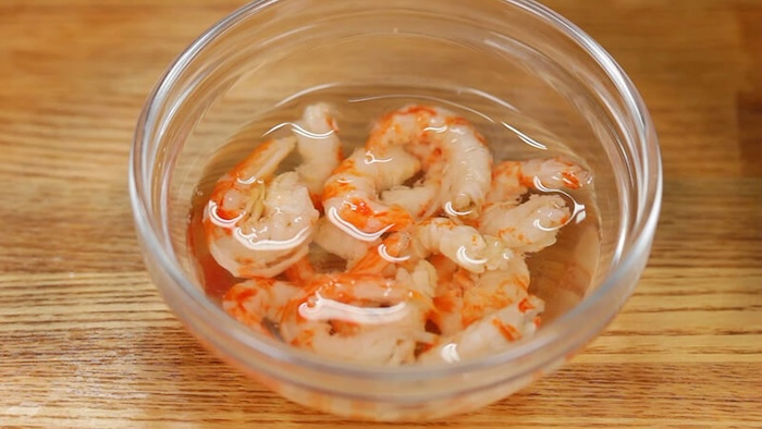 Tôm khô là nguyên liệu có hàm lượng dinh dưỡng cao