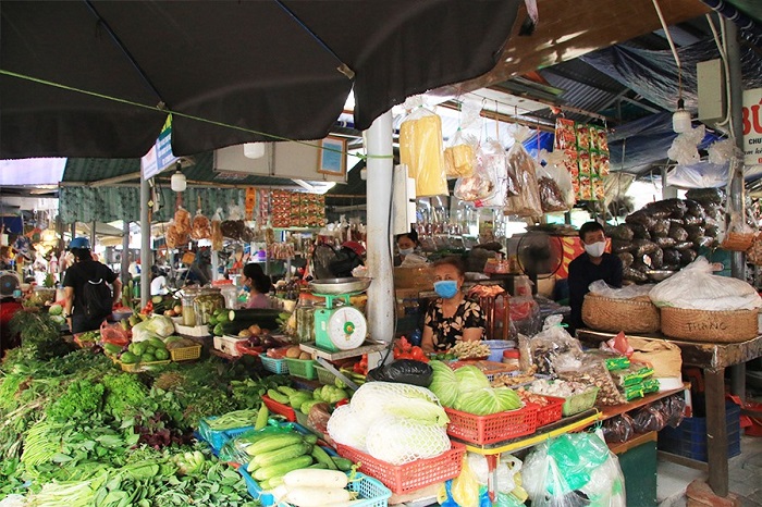 Có thể mua chả cá nhạc tại các chợ dân sinh với mức giá hợp lý